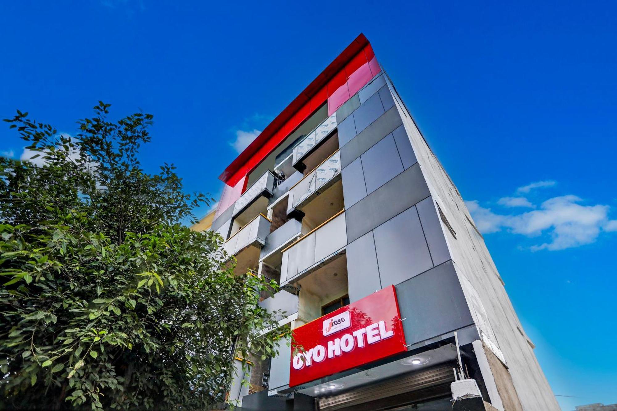 Umen Hotel Nearest Sector 66 נוידה מראה חיצוני תמונה