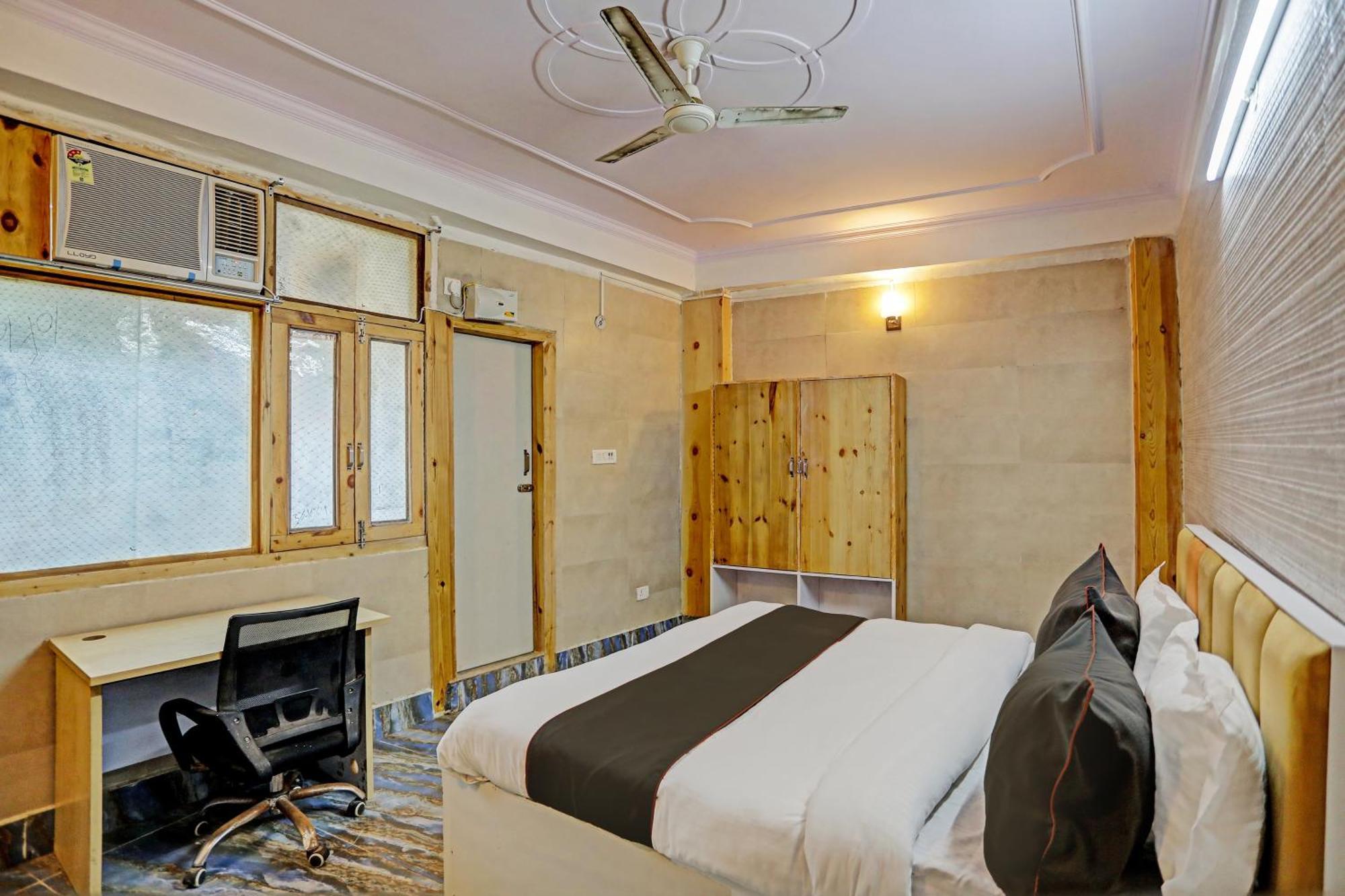 Umen Hotel Nearest Sector 66 נוידה מראה חיצוני תמונה