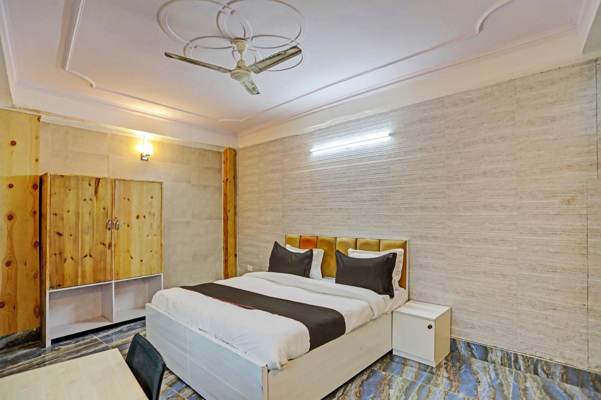 Umen Hotel Nearest Sector 66 נוידה מראה חיצוני תמונה